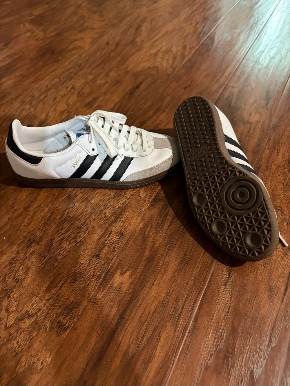 adidas White Sneakers with Black Stripes and Gum Sole